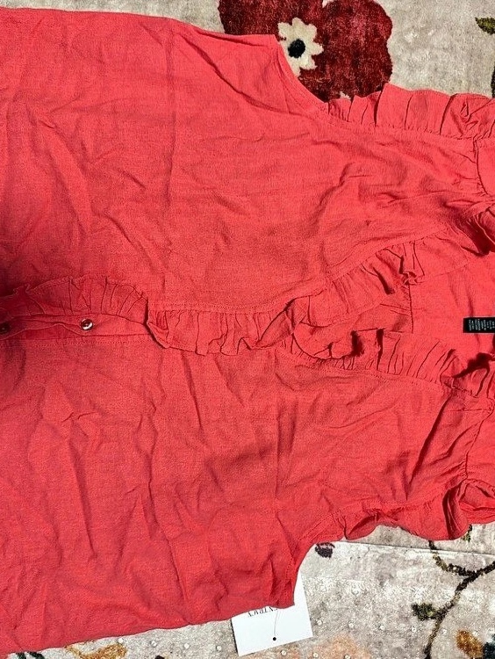 Ellen Tracy Style #EW5028 Ruffle Blouse in Red NWT